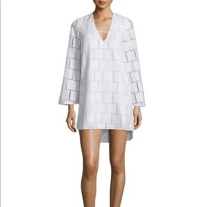 Kendall + Kylie White grid lace long sleev…